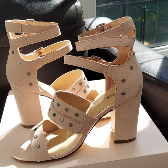 Just Fab size 9 sandals color-blush - Picture 5 of 7